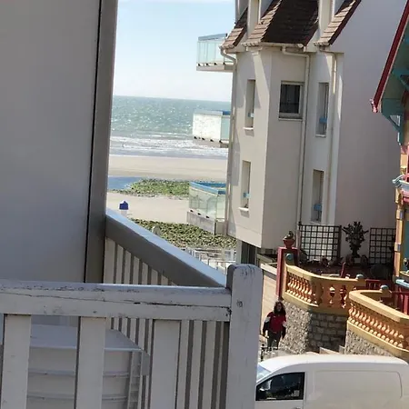 Le 37 Kapszulahotel Wimereux