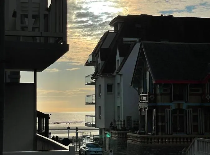 Hotel a capsule Le 37 *